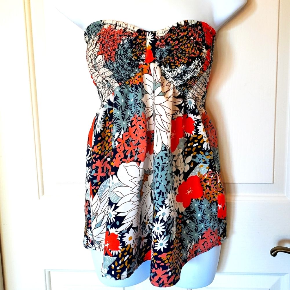 Roxy strapless top EUC in size L